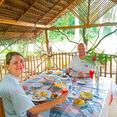 Gimhana Homestay Sigiriya Luaran gambar