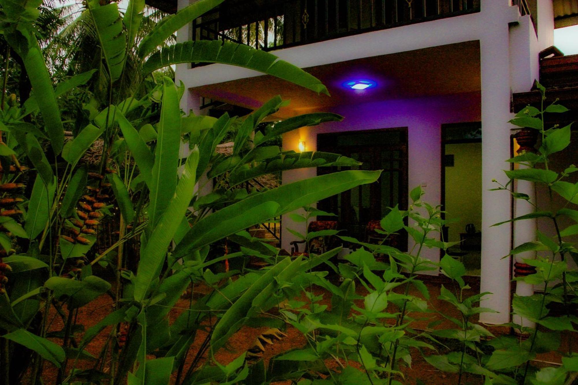 Gimhana Homestay Sigiriya Luaran gambar