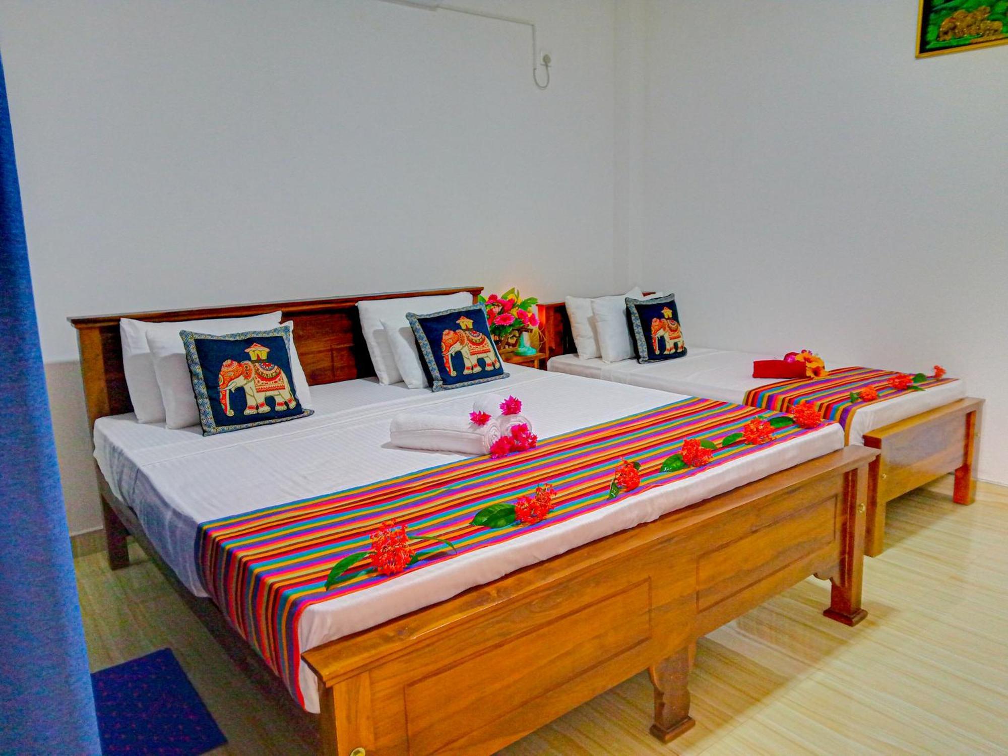 Gimhana Homestay Sigiriya Luaran gambar