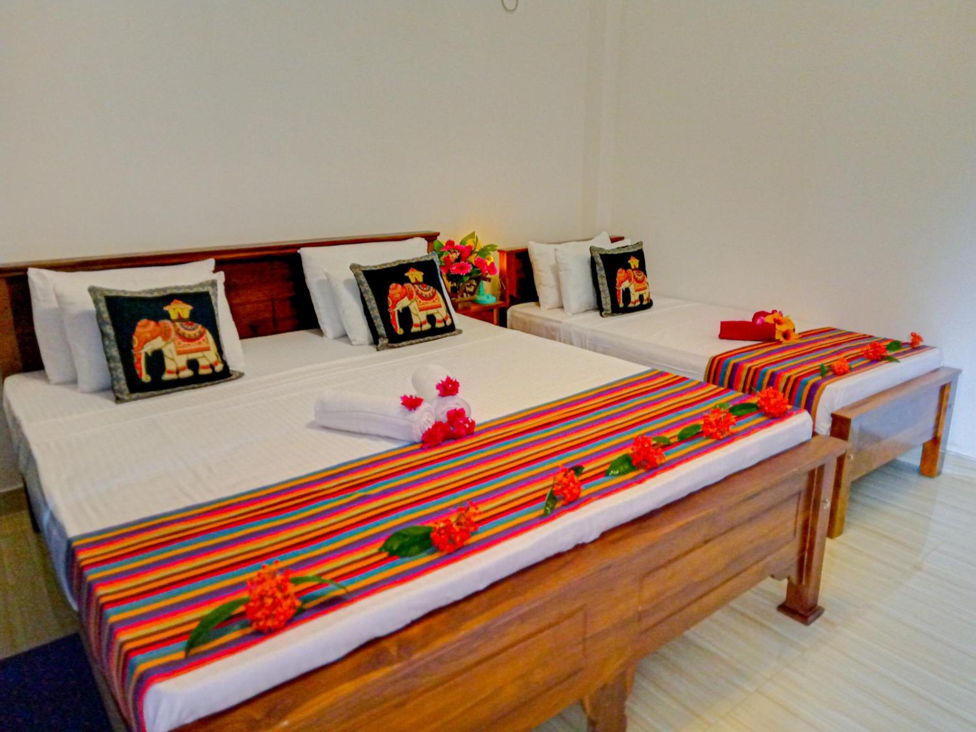 Gimhana Homestay Sigiriya Luaran gambar